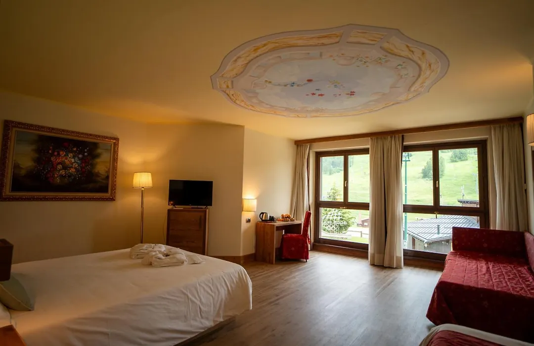 Hotel Cristallo-1